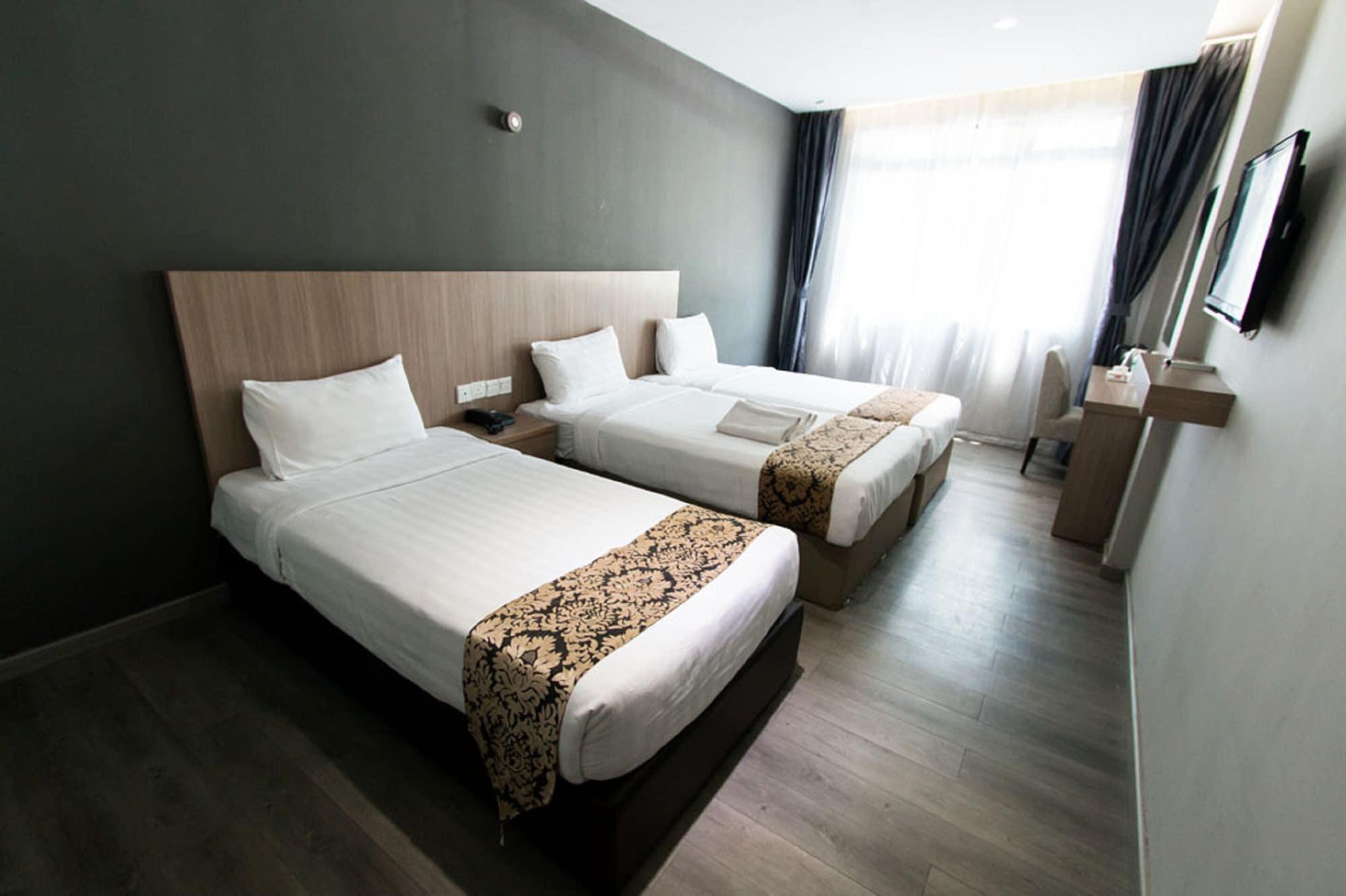 99 Hotel