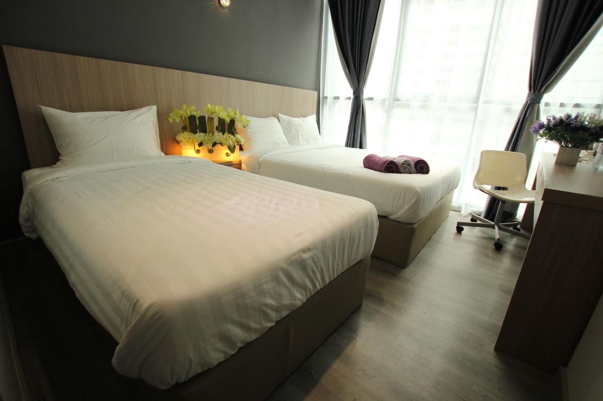 Hotel 99